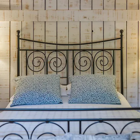 Couette-café Mansarde - L'orée De Lansot